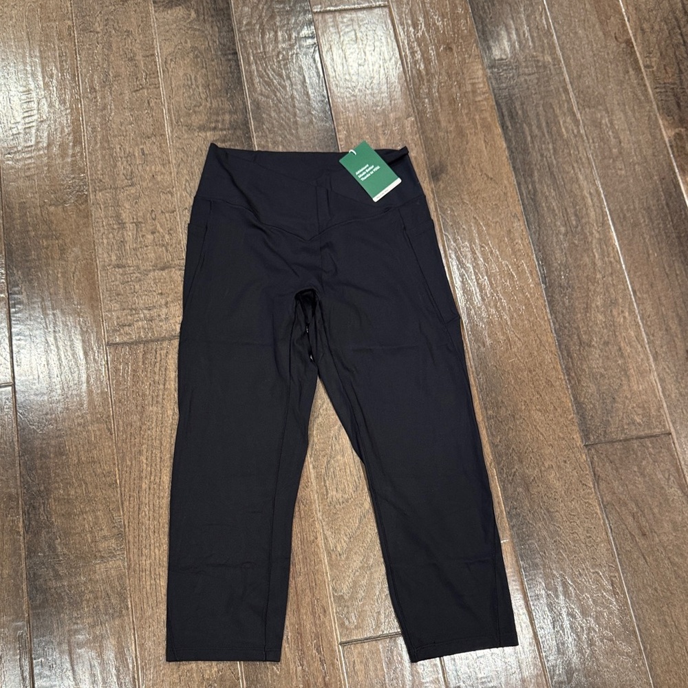 NWT Black High-Waisted Leggings